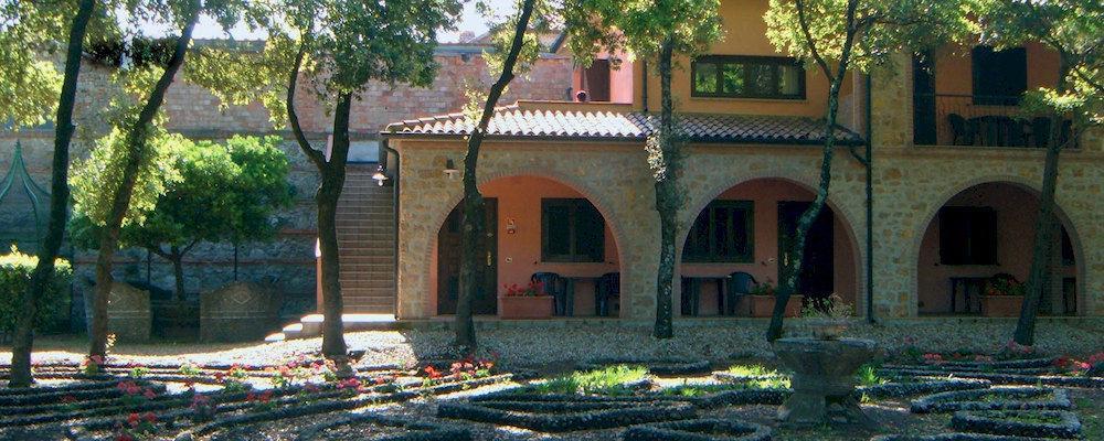 Pian Dei Mucini Resort Il Borgo Massa Marittima Bagian luar foto